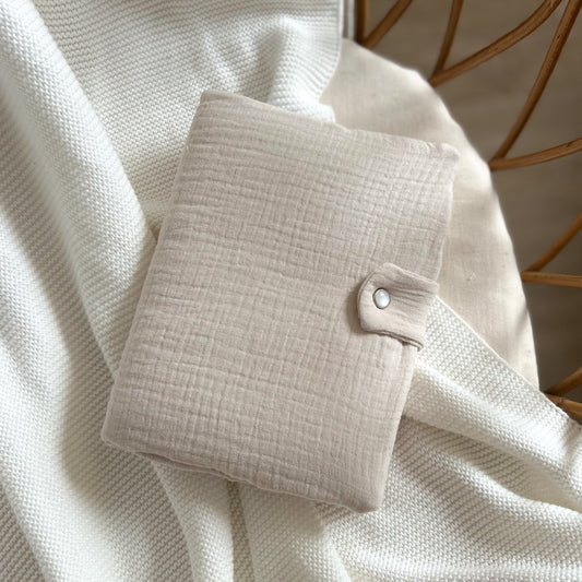 Protège carnet de santé brodé - Beige -